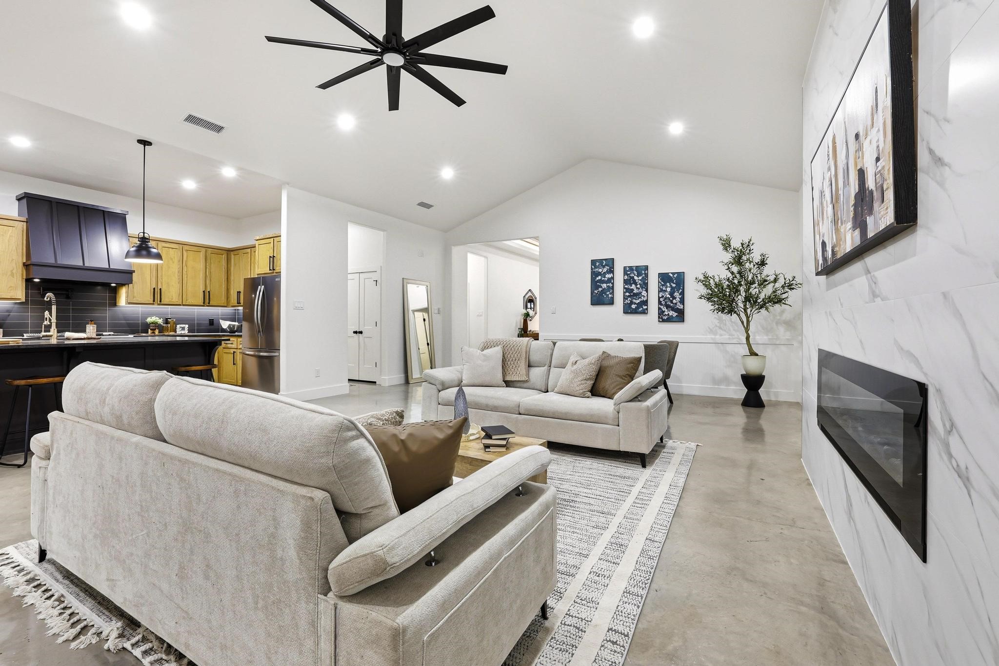 1838 S Park Avenue Denison TX 75020