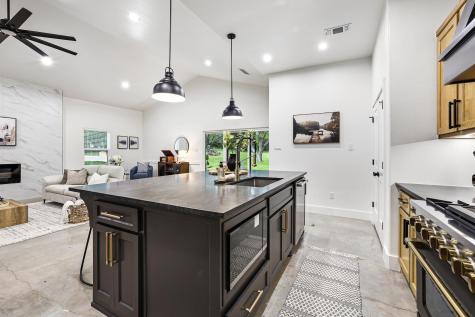 1838 S Park Avenue Denison TX 75020