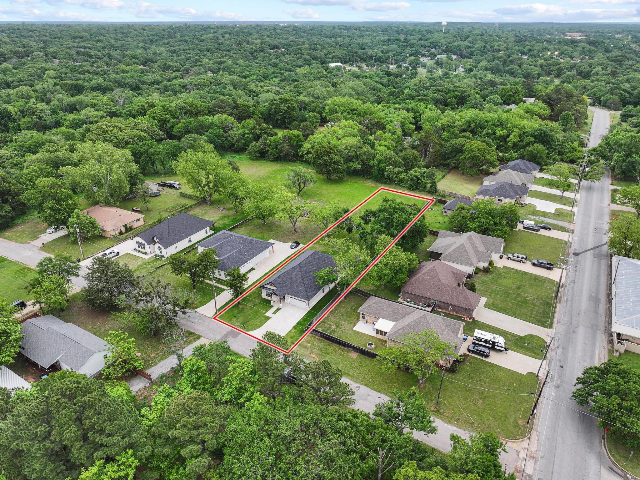1838 S Park Avenue Denison TX 75020