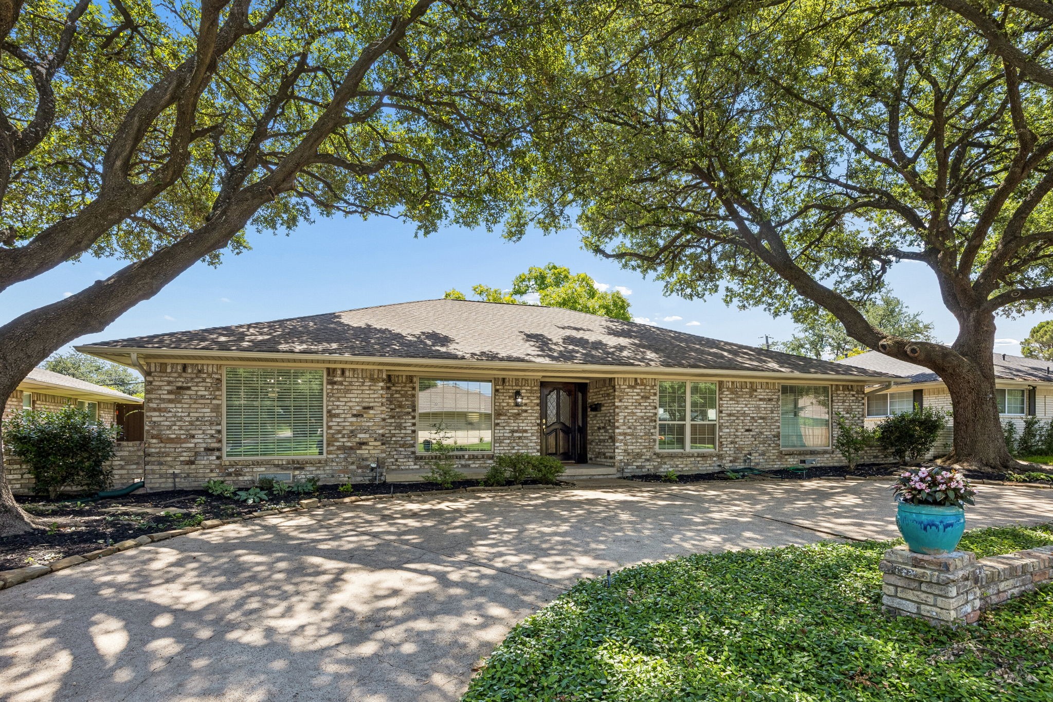 8716 Echo Valley Drive Dallas TX 75243