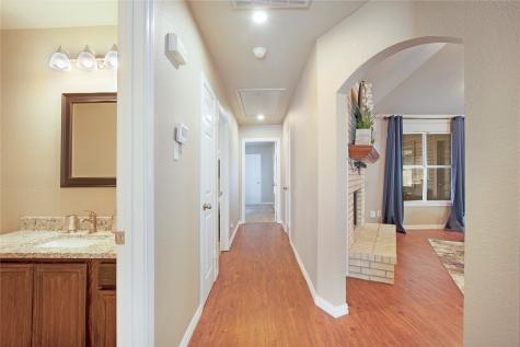 2004 Cedar Crest Boulevard Dallas TX 75203