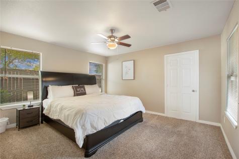2004 Cedar Crest Boulevard Dallas TX 75203