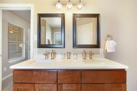 2004 Cedar Crest Boulevard Dallas TX 75203