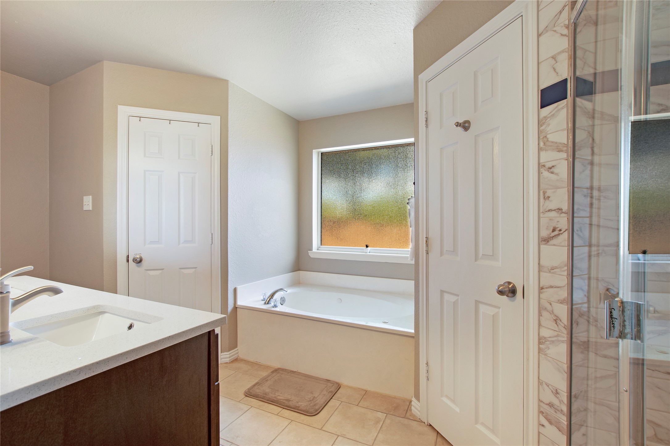2004 Cedar Crest Boulevard Dallas TX 75203