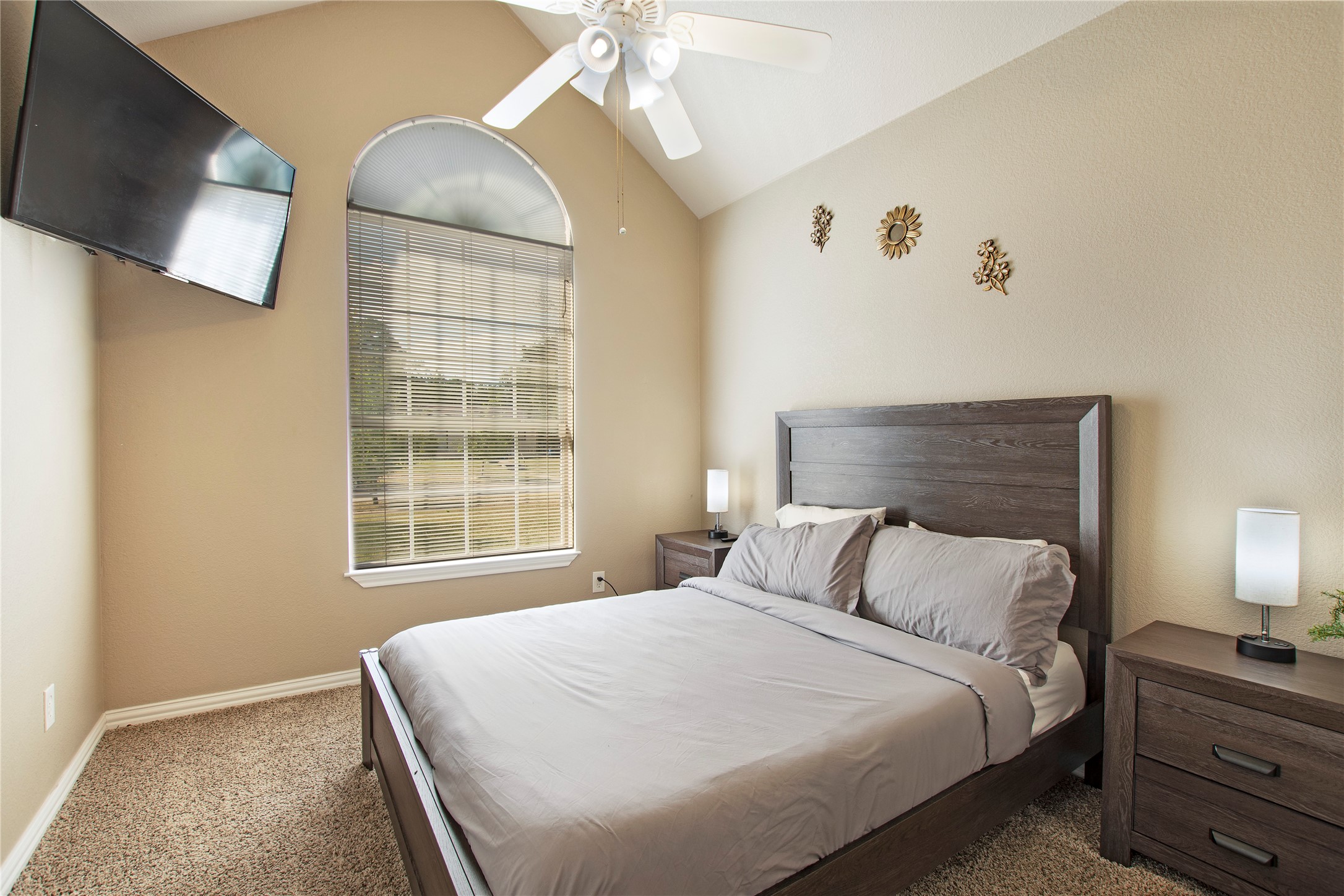 2004 Cedar Crest Boulevard Dallas TX 75203