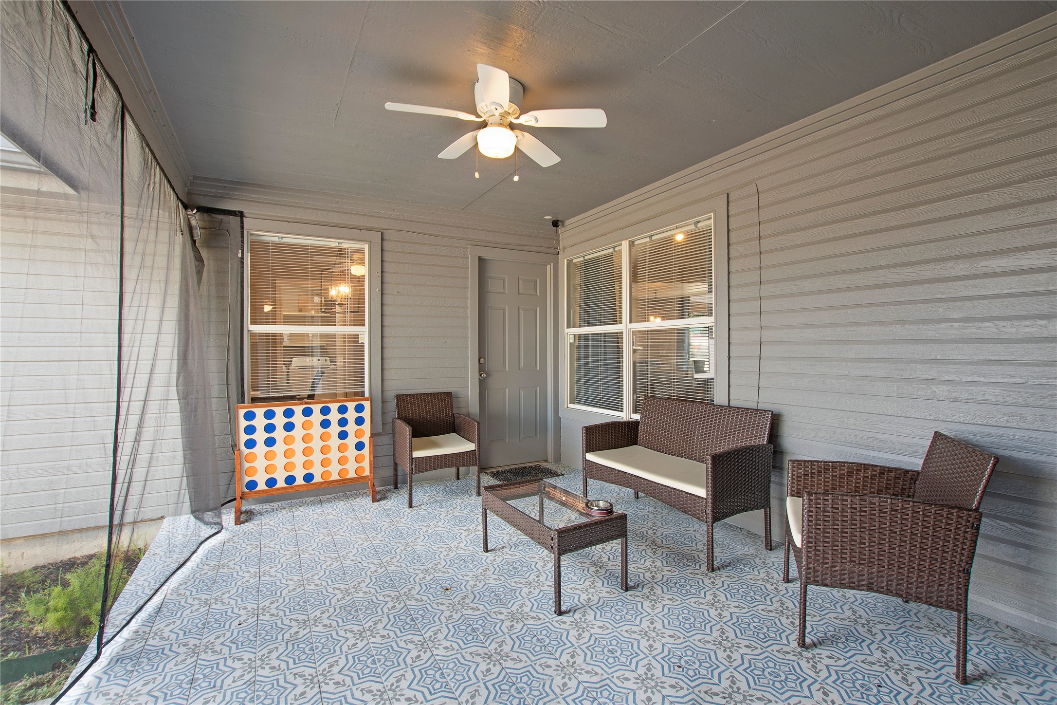2004 Cedar Crest Boulevard Dallas TX 75203
