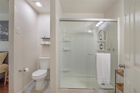 2004 Cedar Crest Boulevard Dallas TX 75203