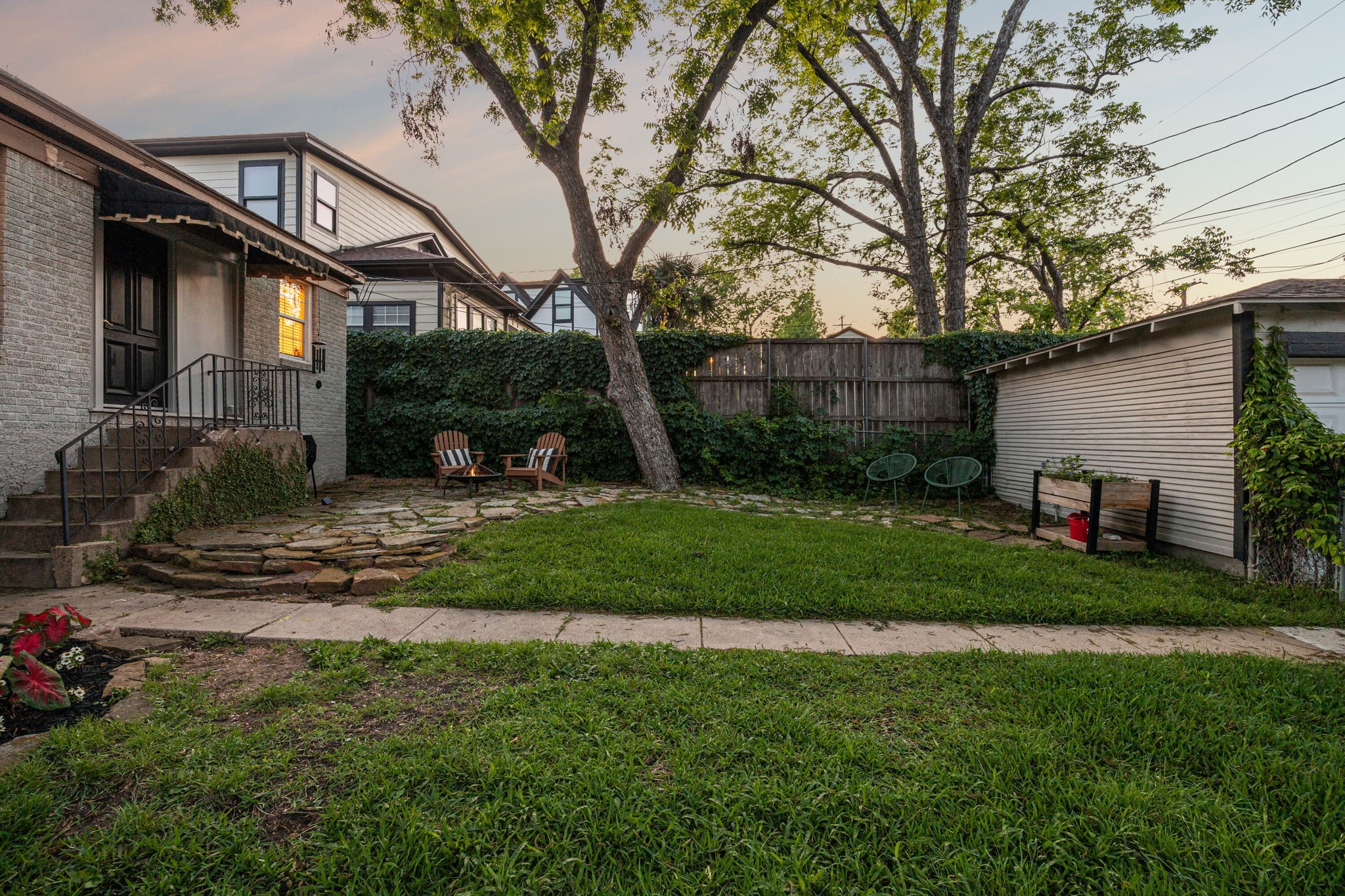 816 Newell Avenue Dallas TX 75223