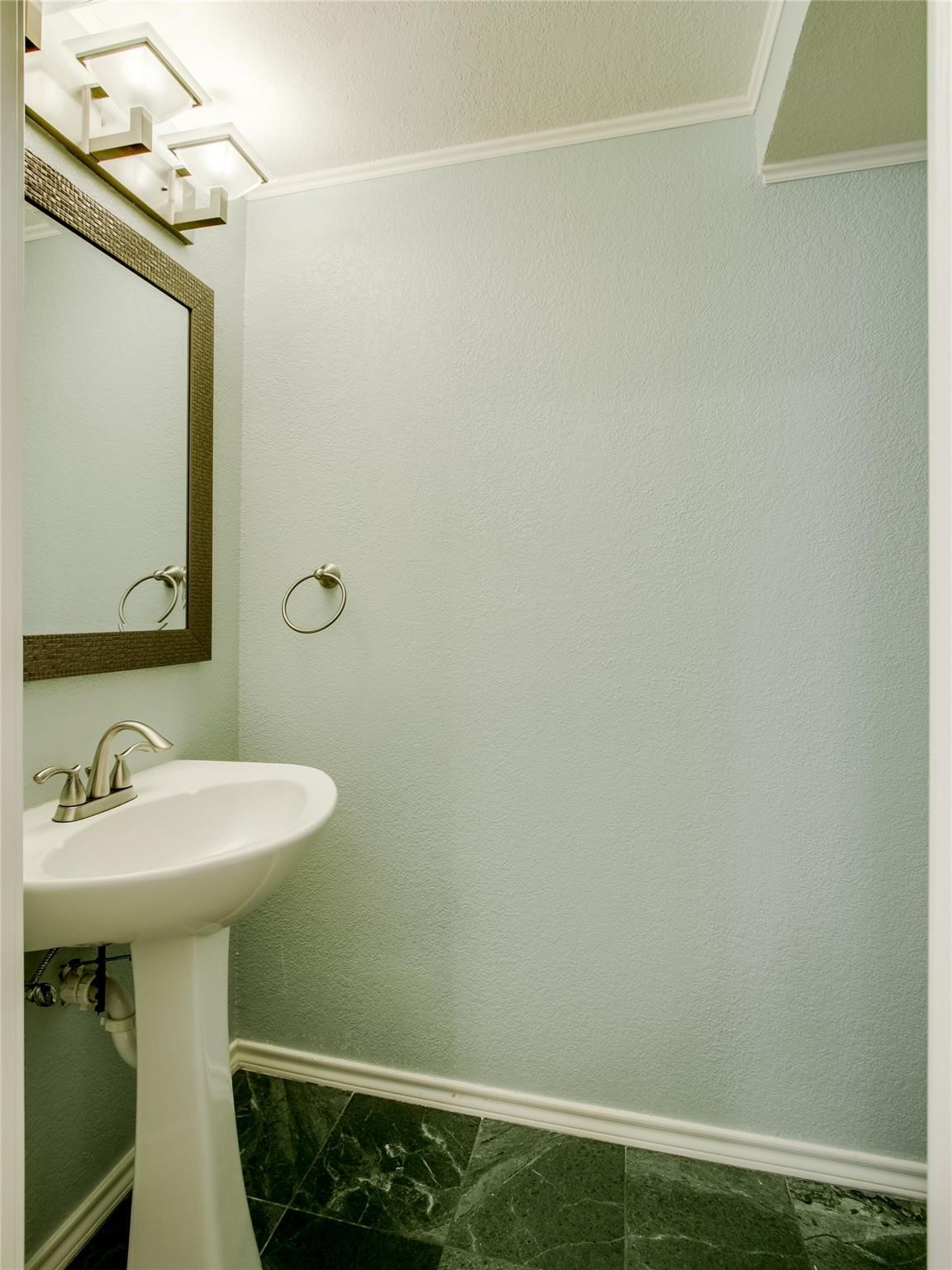 5308 Ventana Trail Dallas TX 75252