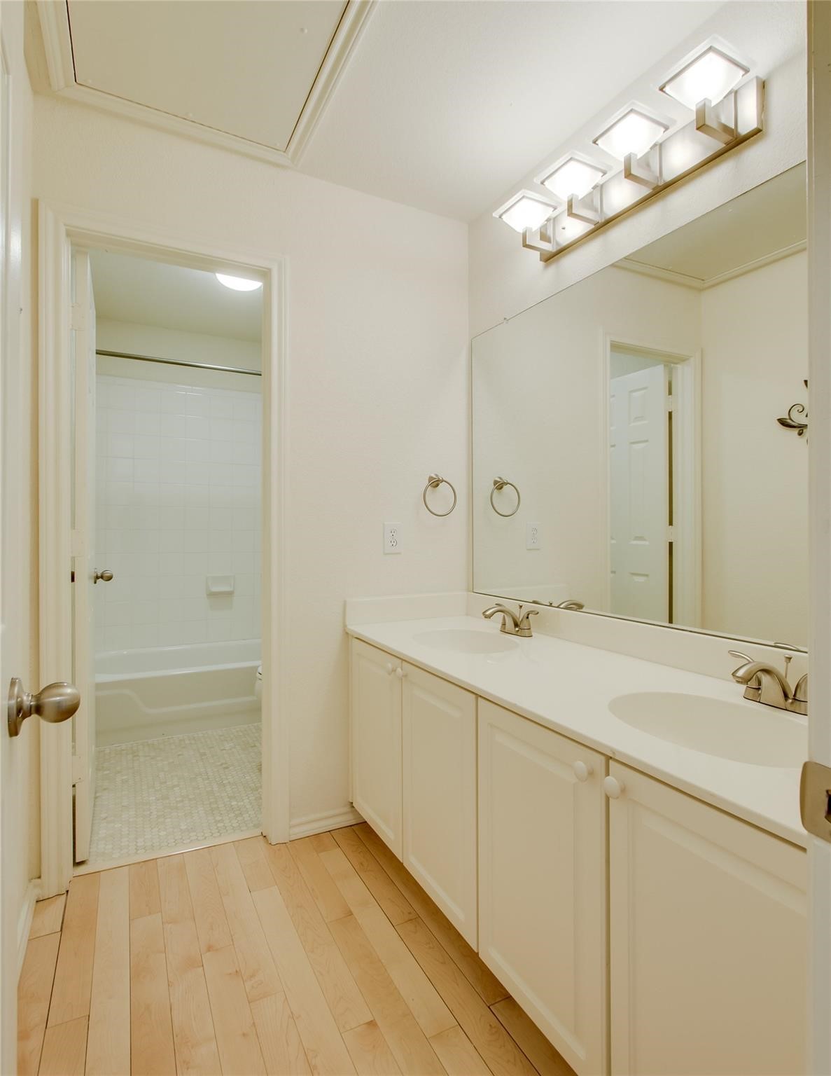 5308 Ventana Trail Dallas TX 75252