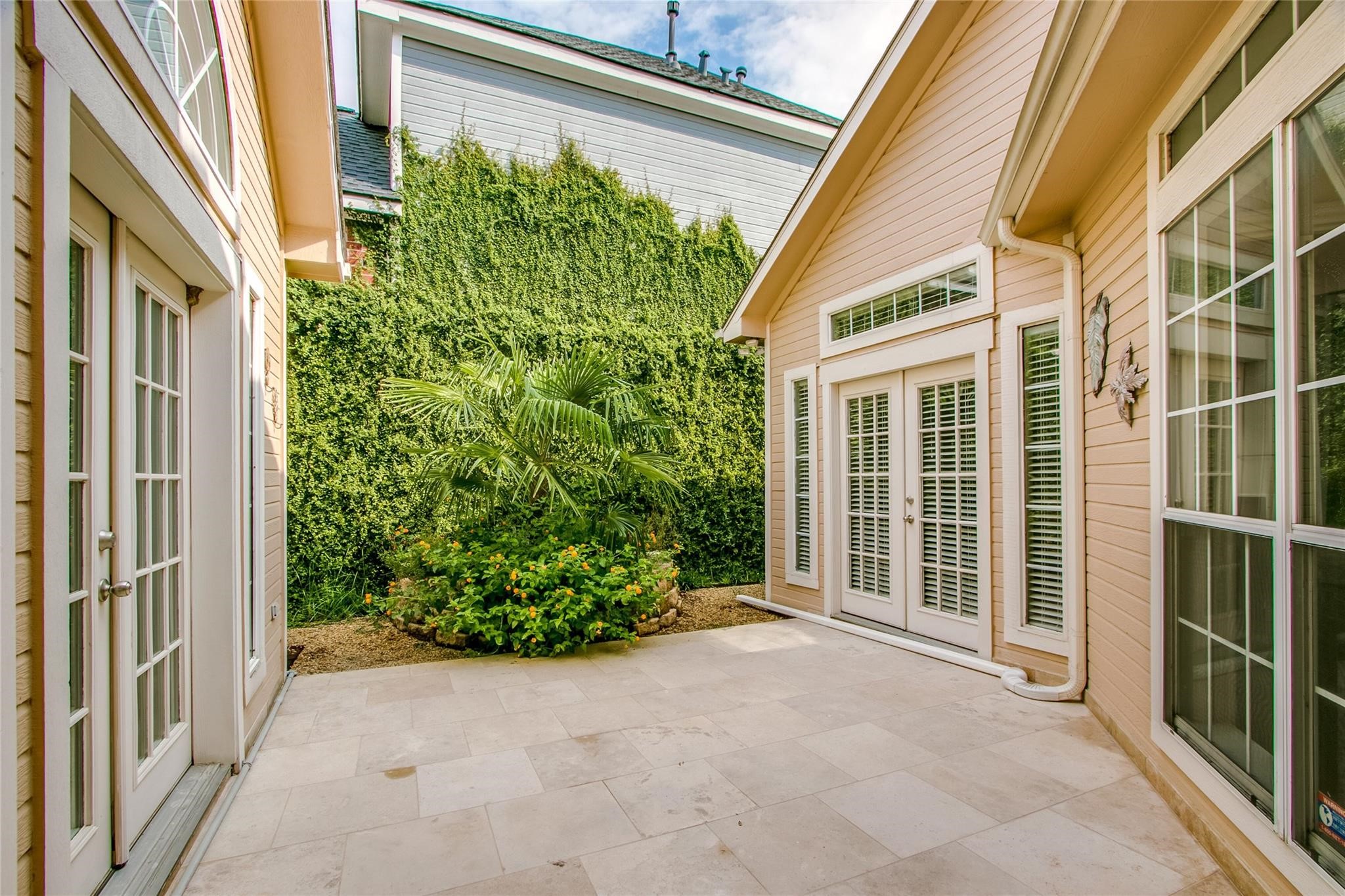 5308 Ventana Trail Dallas TX 75252
