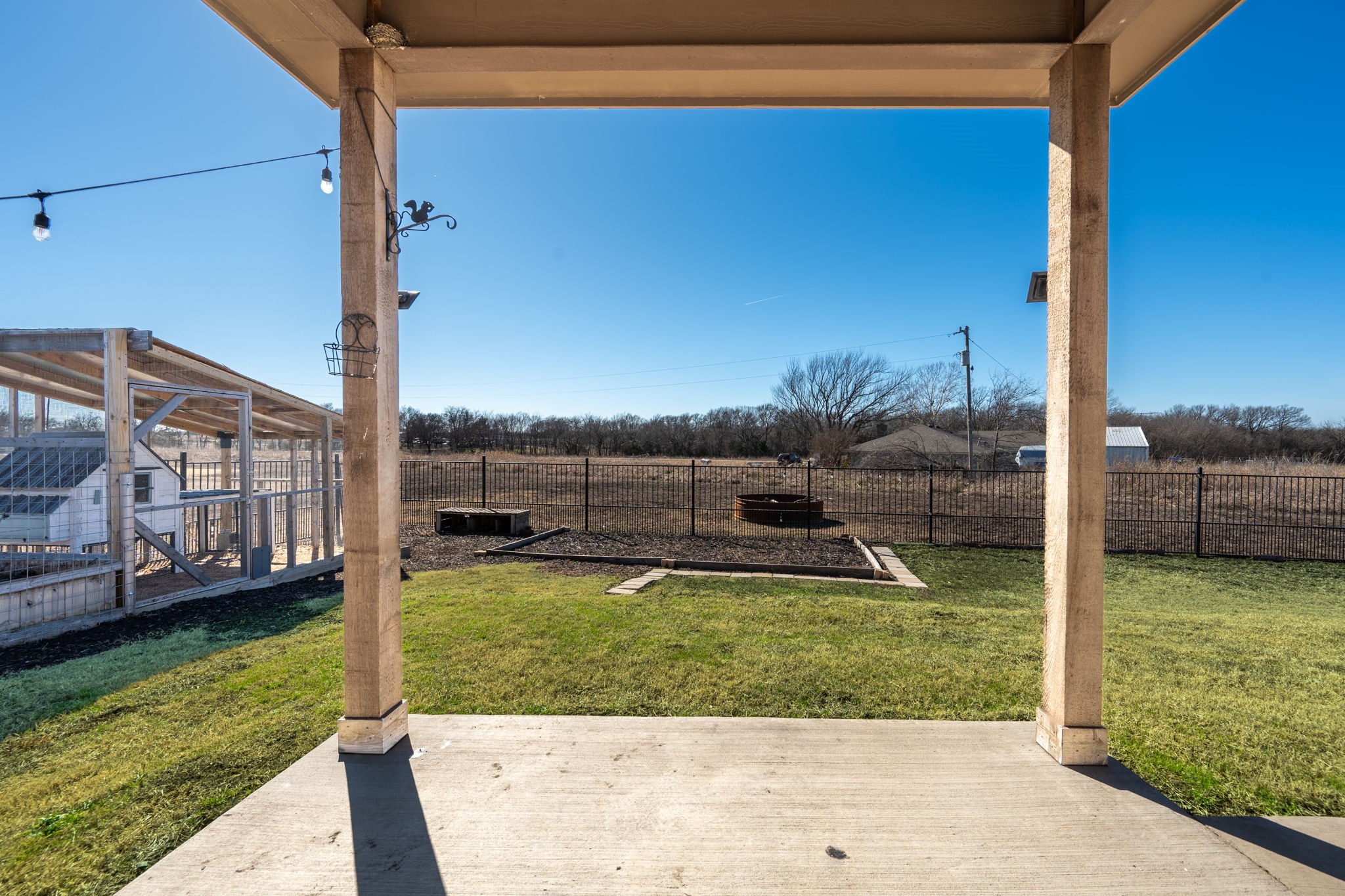 315 Delatorre Street Trenton TX 75490