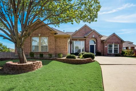 2979 Masters Court S Burleson TX 76028