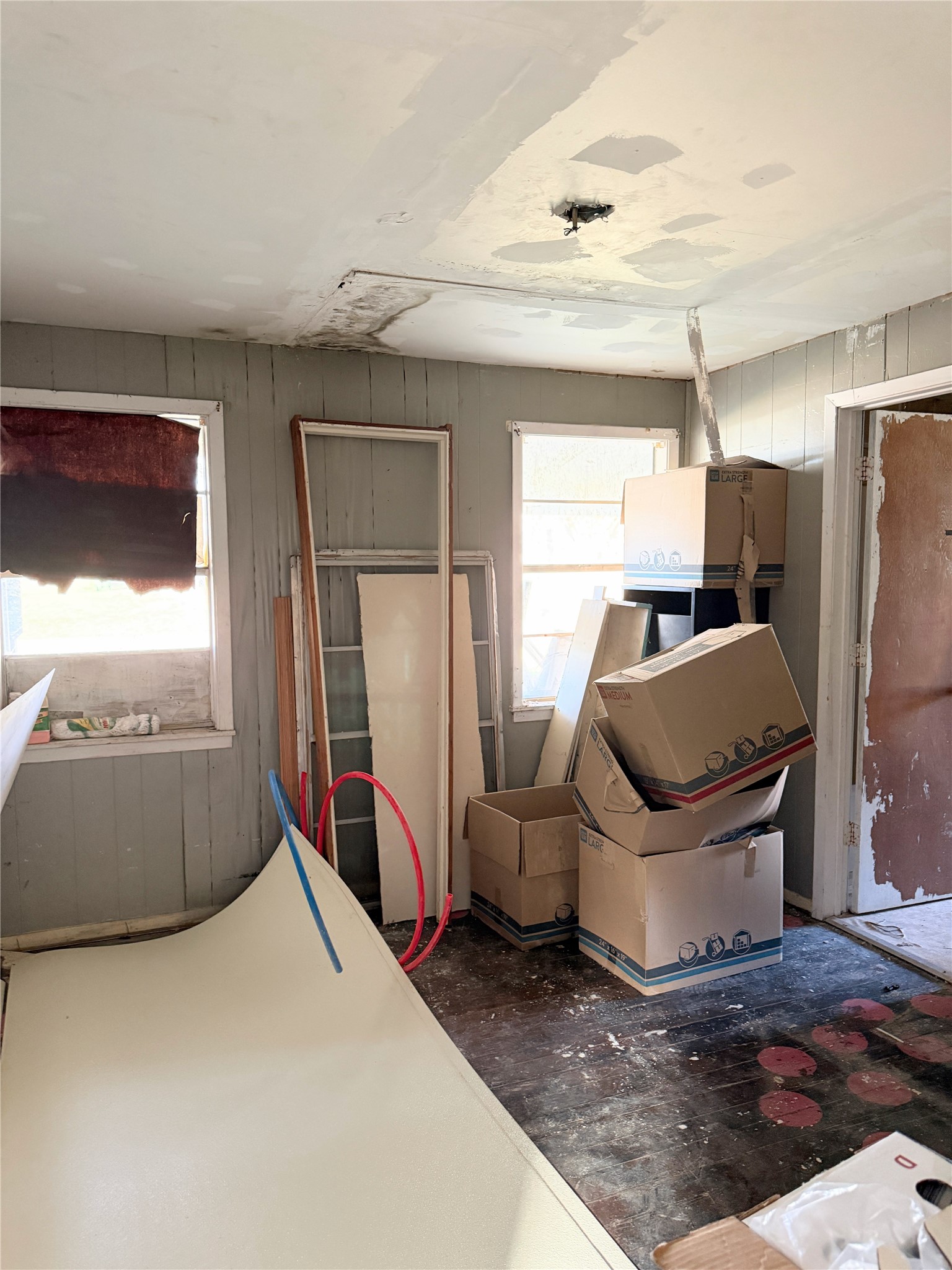206 E Colorado Groesbeck TX 76642