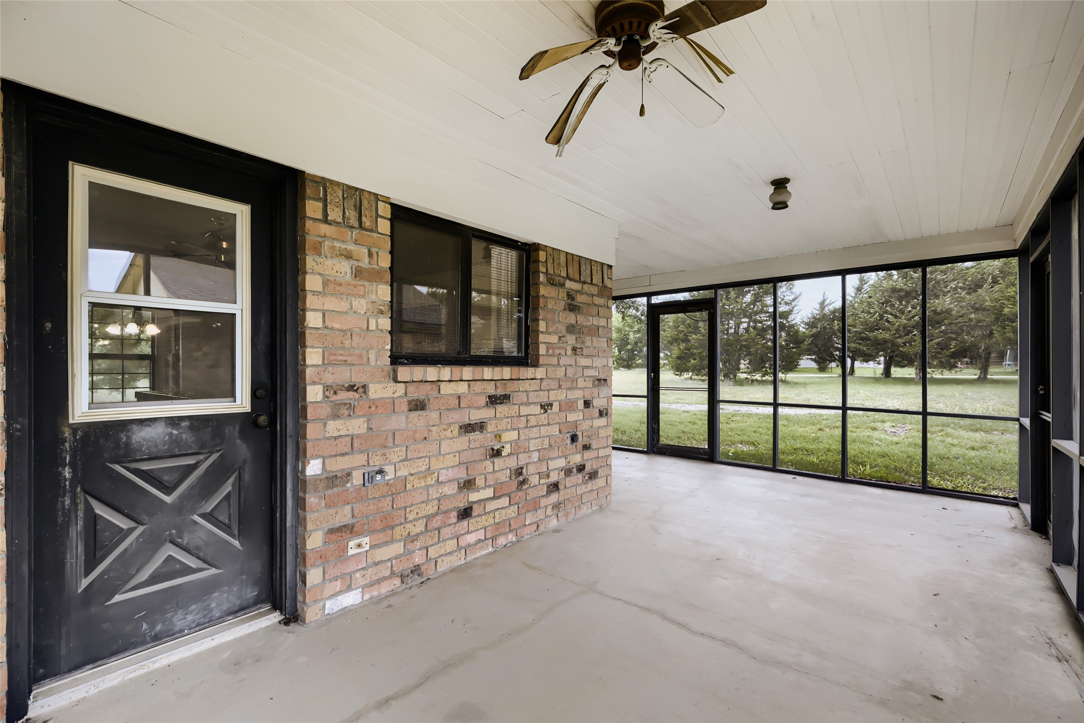 8251 Slippery Creek Court Red Oak TX 75154