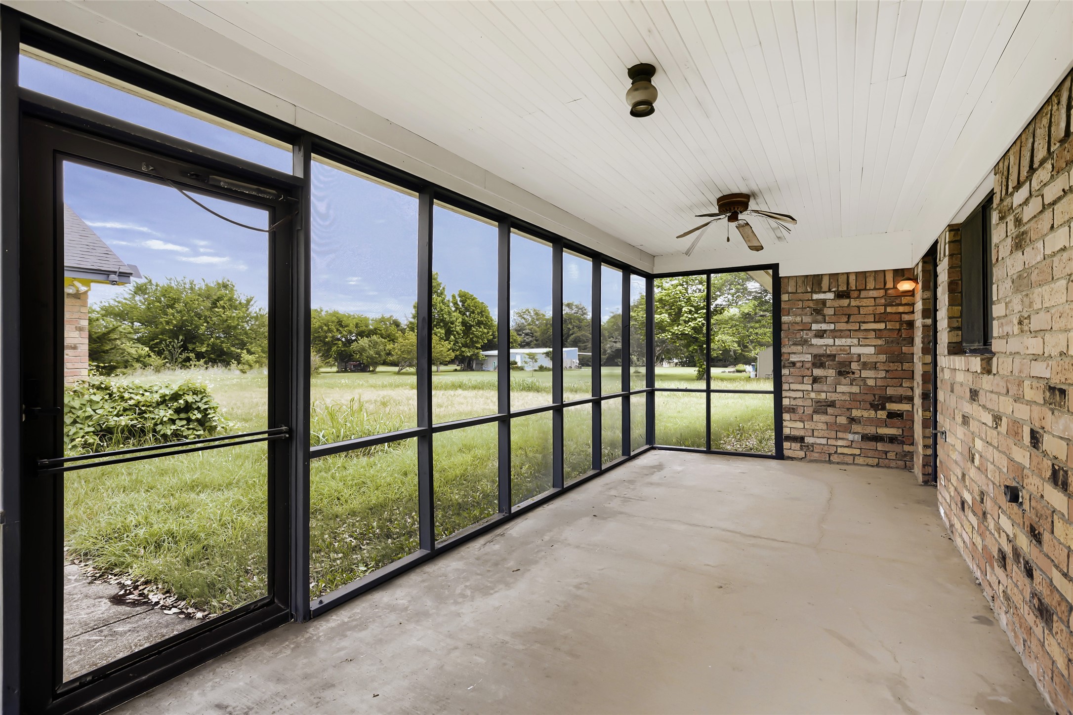8251 Slippery Creek Court Red Oak TX 75154