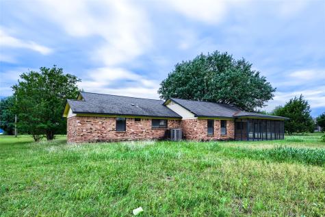 8251 Slippery Creek Court Red Oak TX 75154