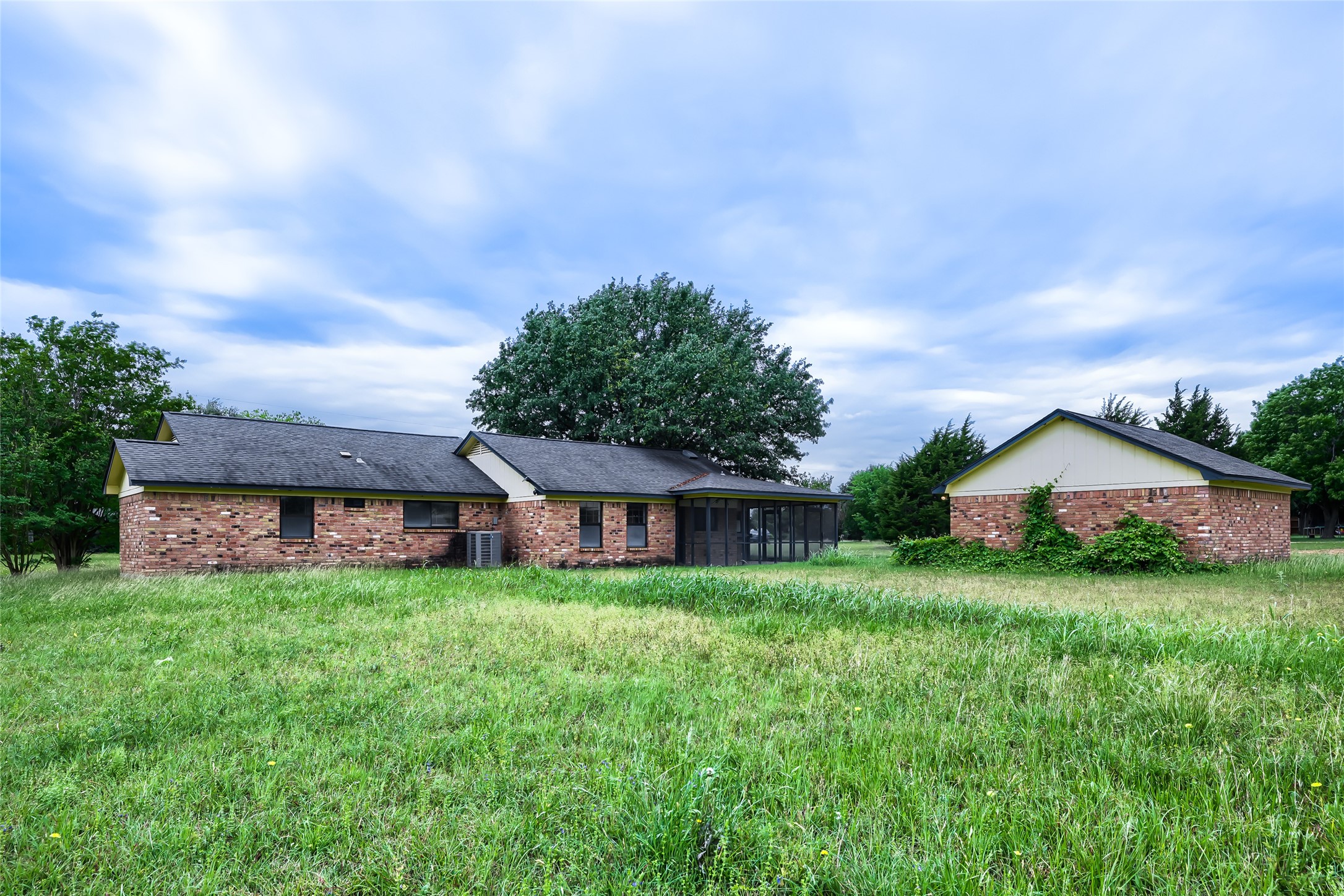 8251 Slippery Creek Court Red Oak TX 75154