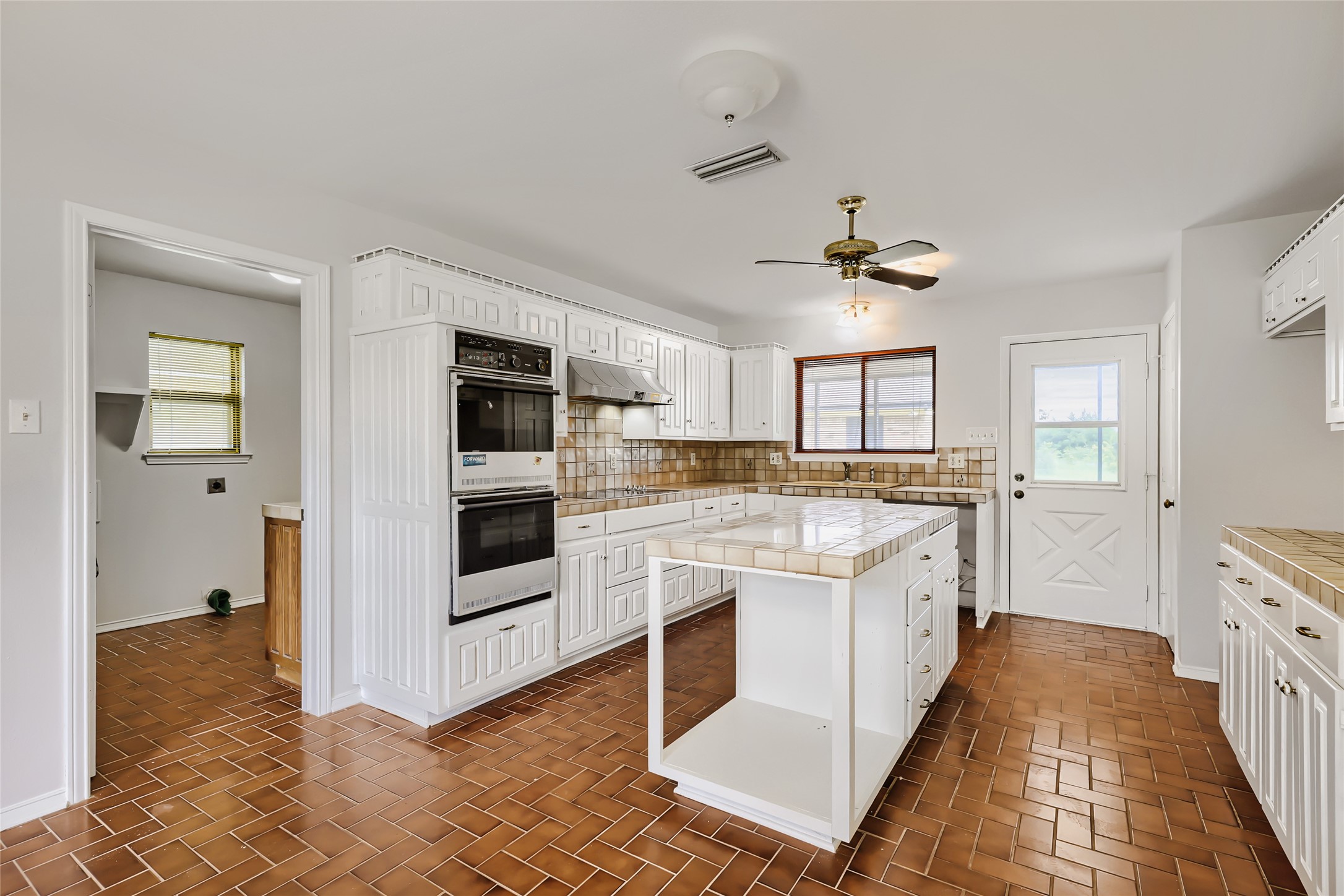 8251 Slippery Creek Court Red Oak TX 75154