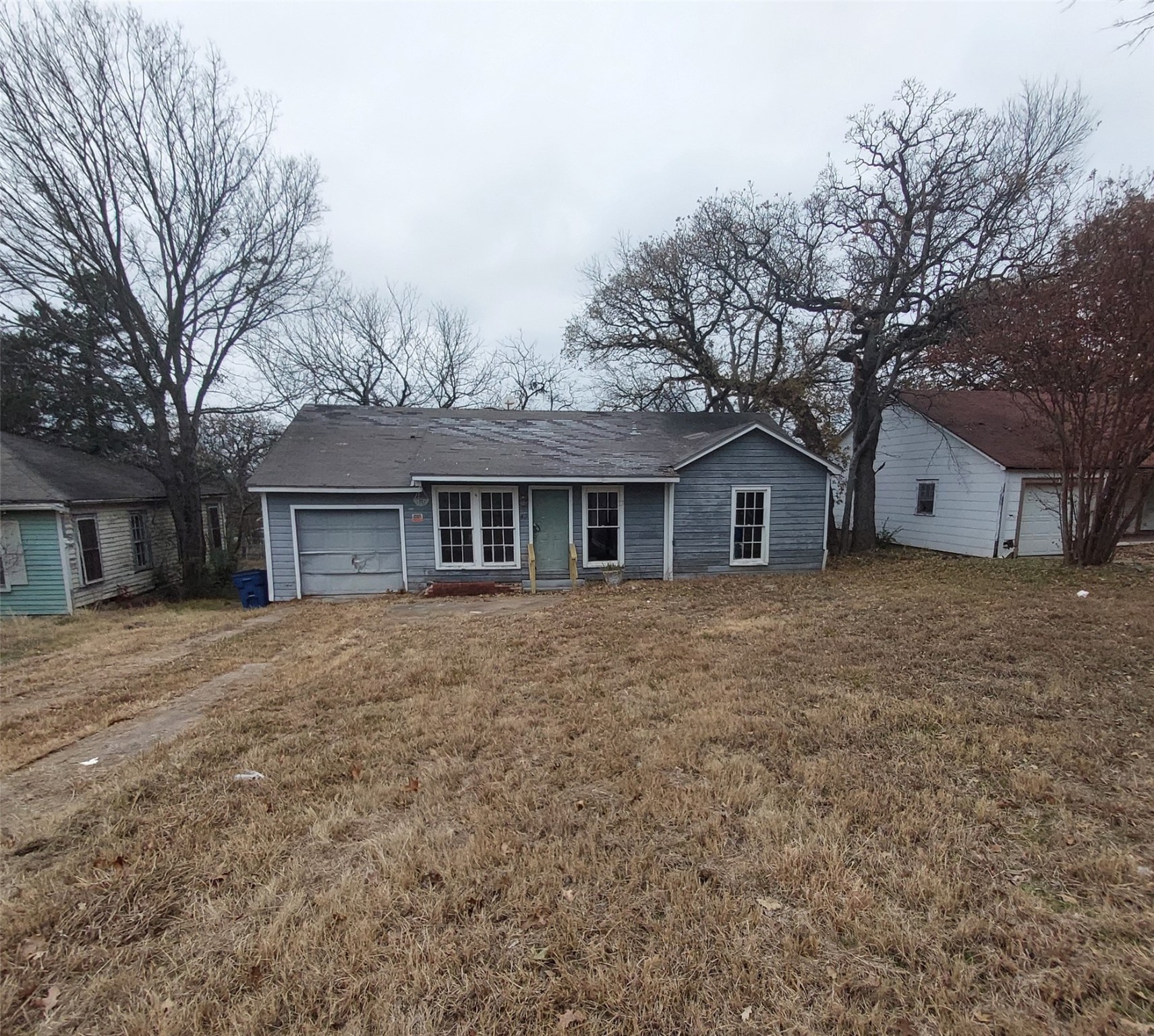 43 W Parnell Street Denison TX 75020
