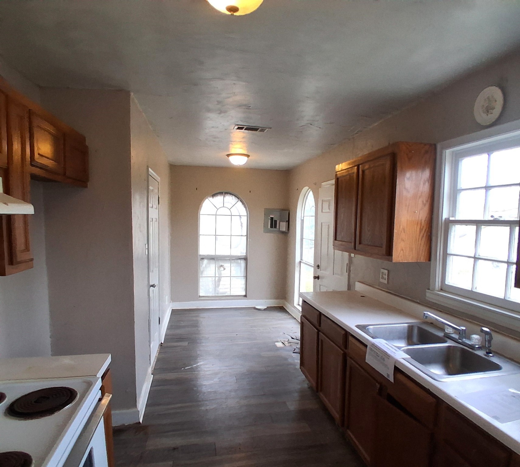 43 W Parnell Street Denison TX 75020