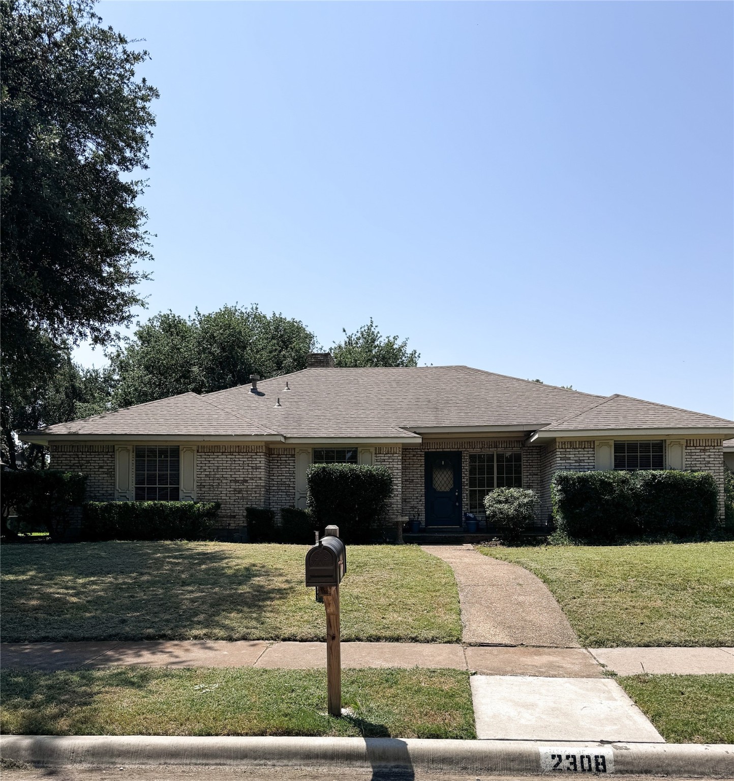 2308 Cliffside Drive Plano TX 75023