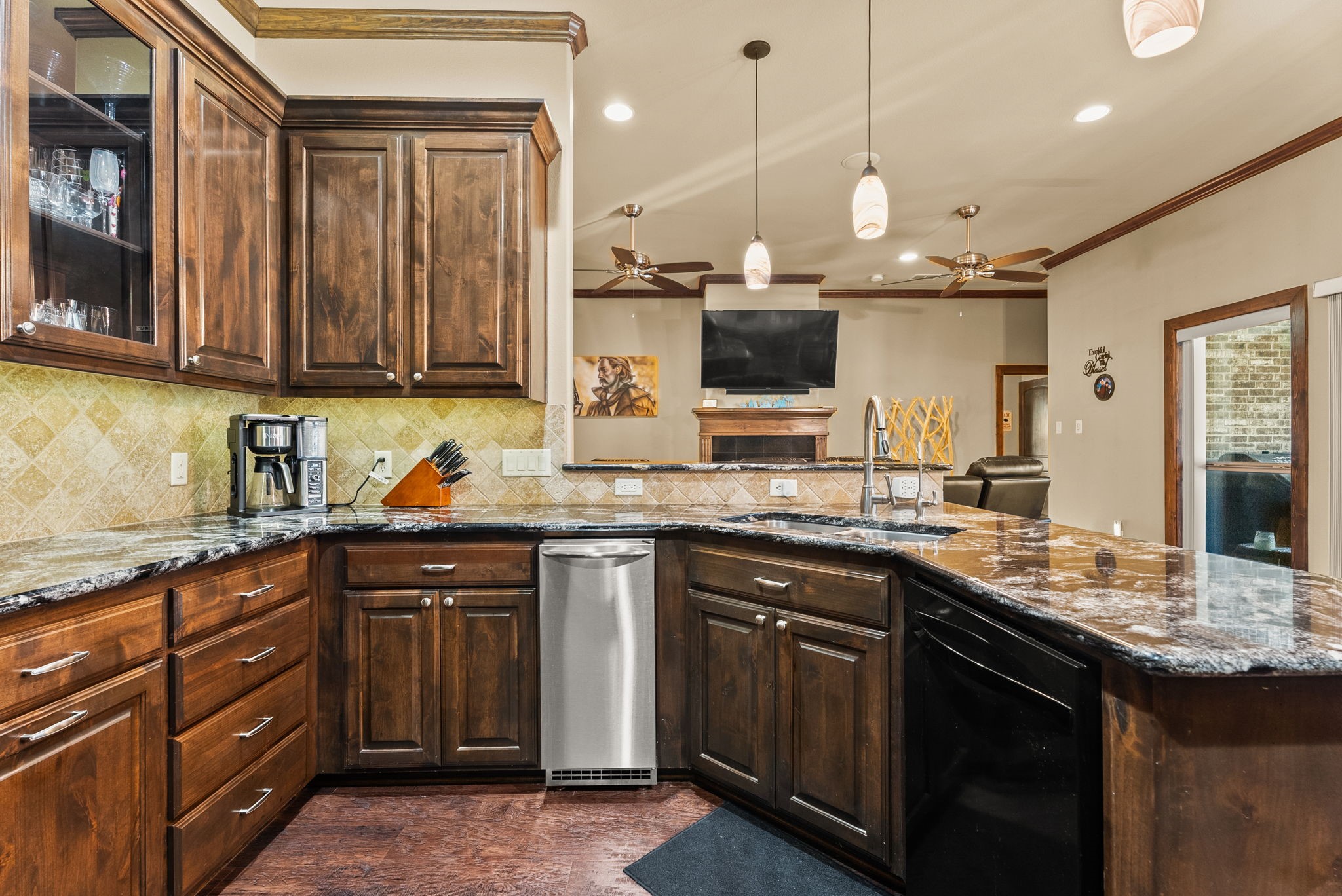 237 County Road 2321 Mineola TX 75773
