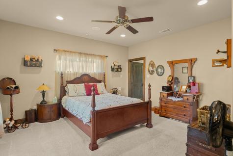 237 County Road 2321 Mineola TX 75773