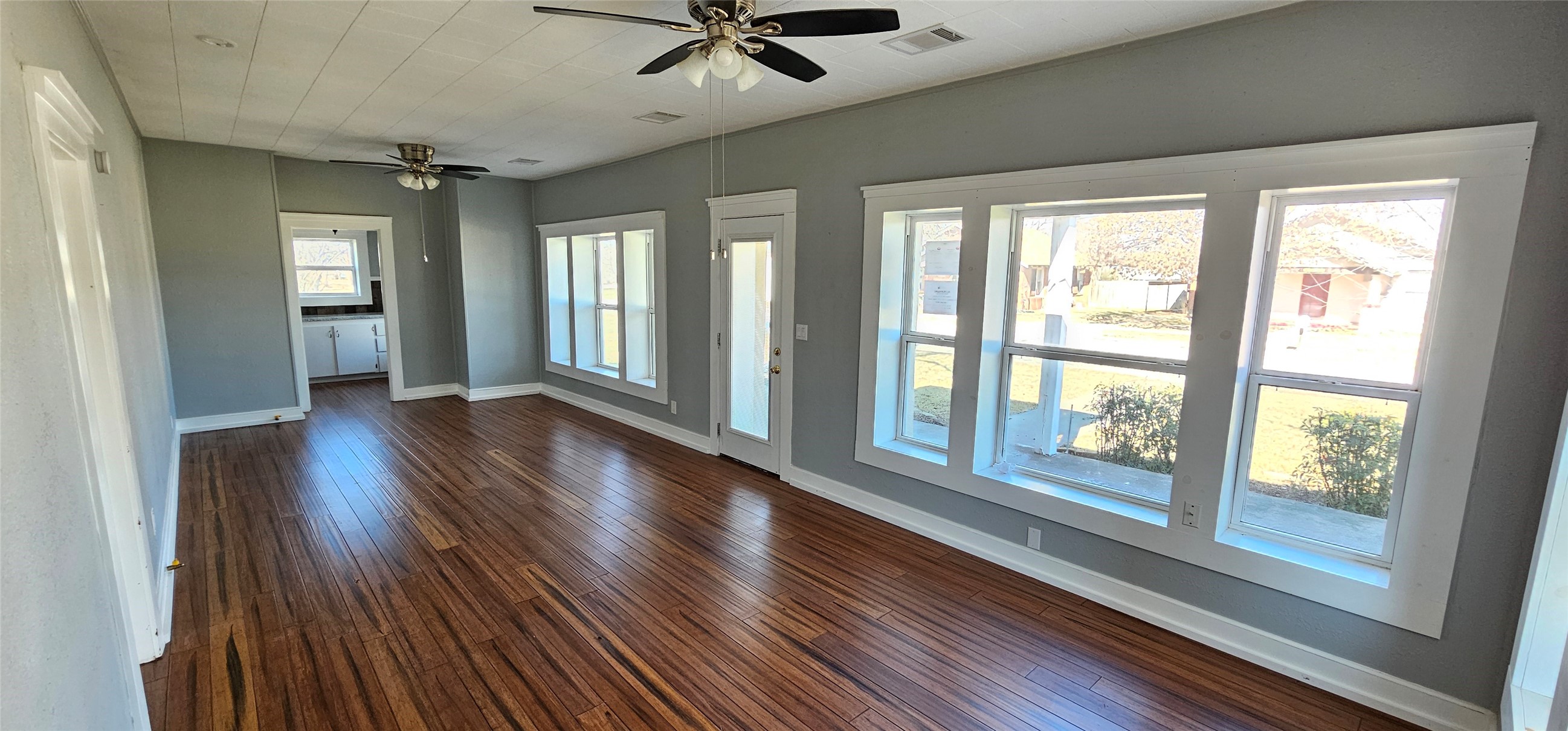 616 E 9th Street Coleman TX 76834