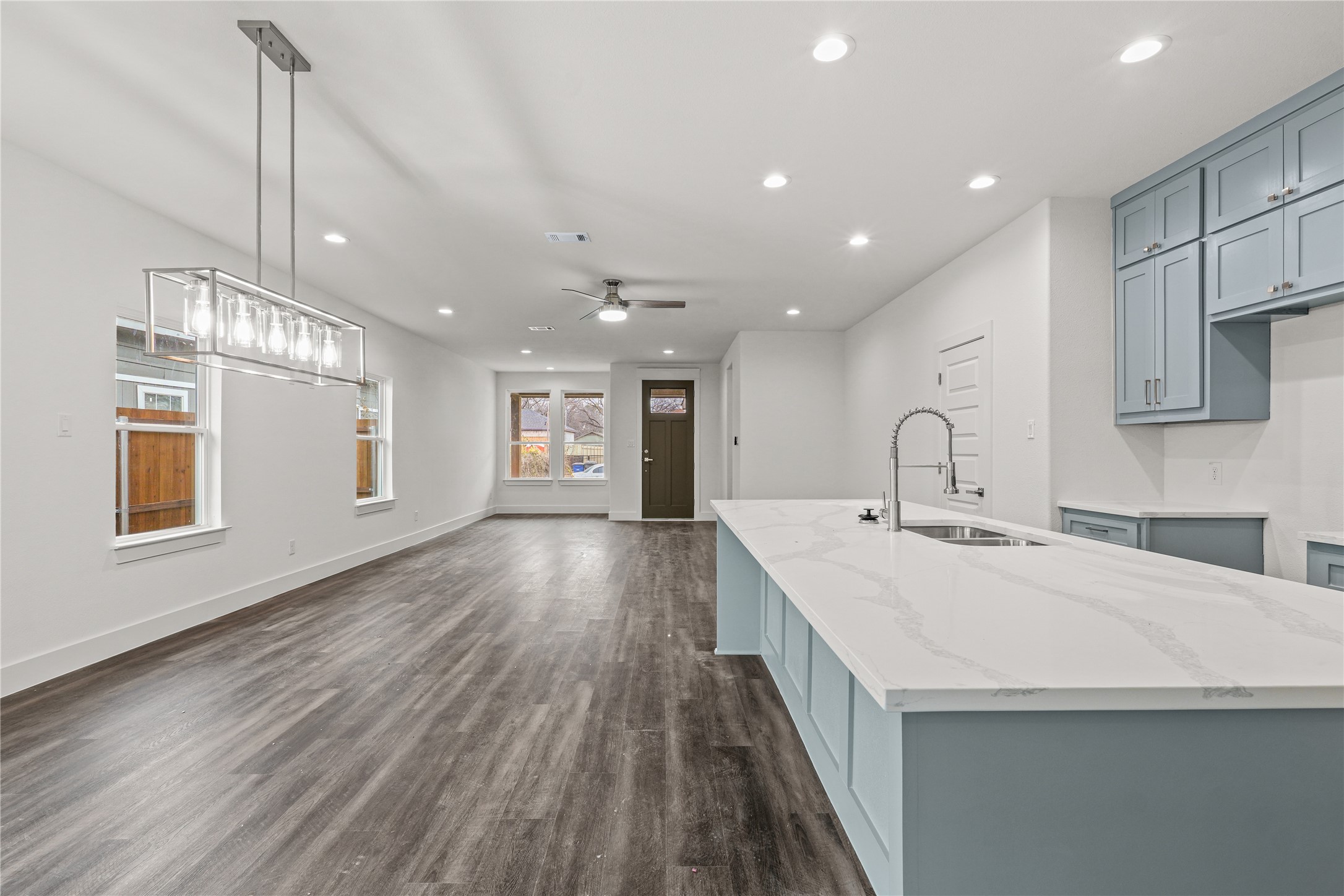 3335 Spring Avenue Dallas TX 75215