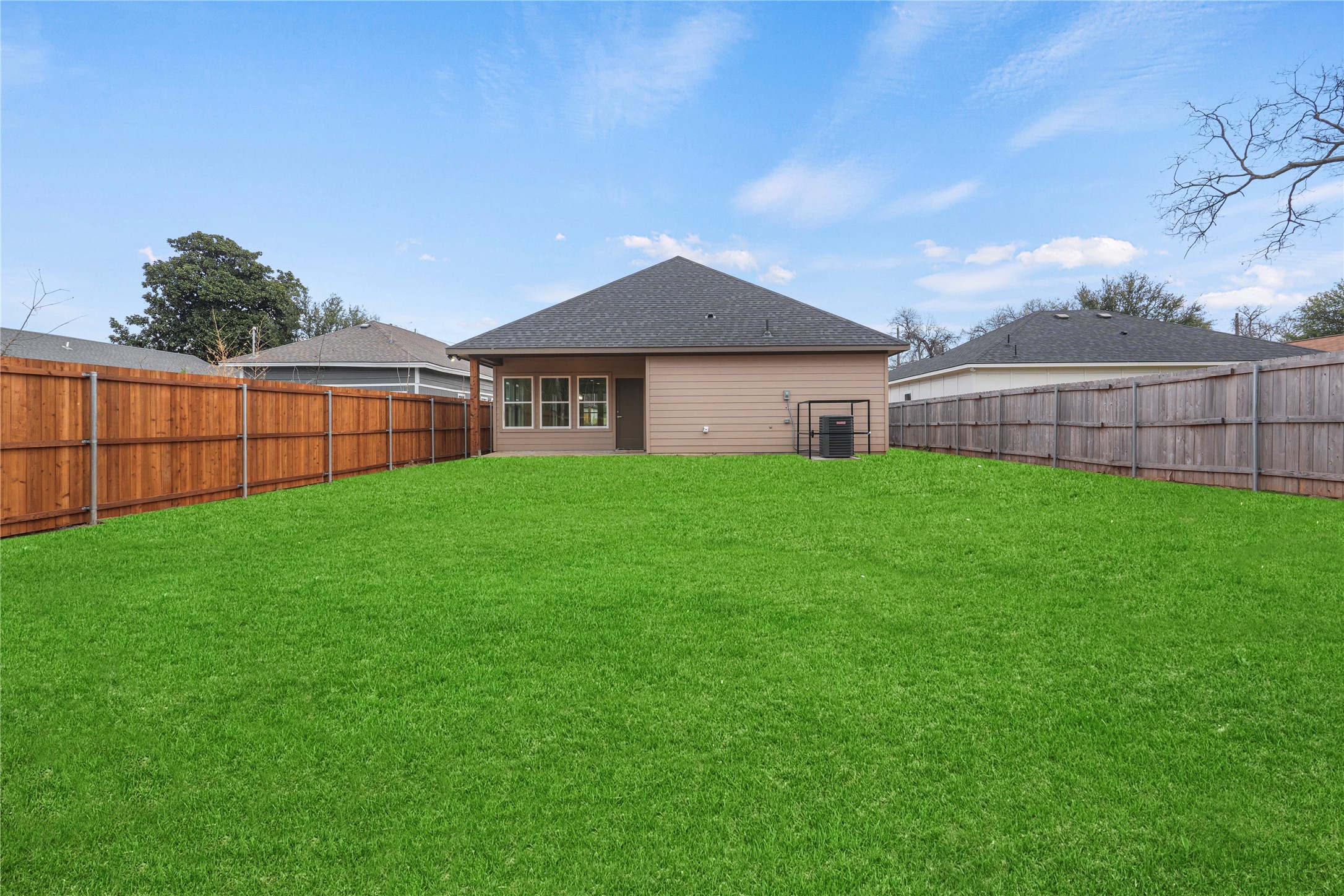 3335 Spring Avenue Dallas TX 75215