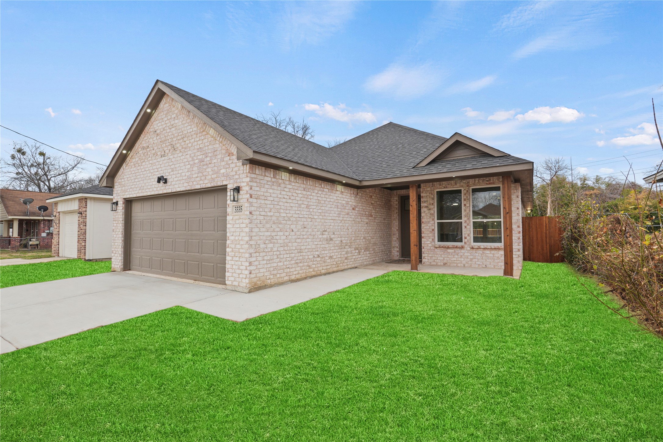 3335 Spring Avenue Dallas TX 75215