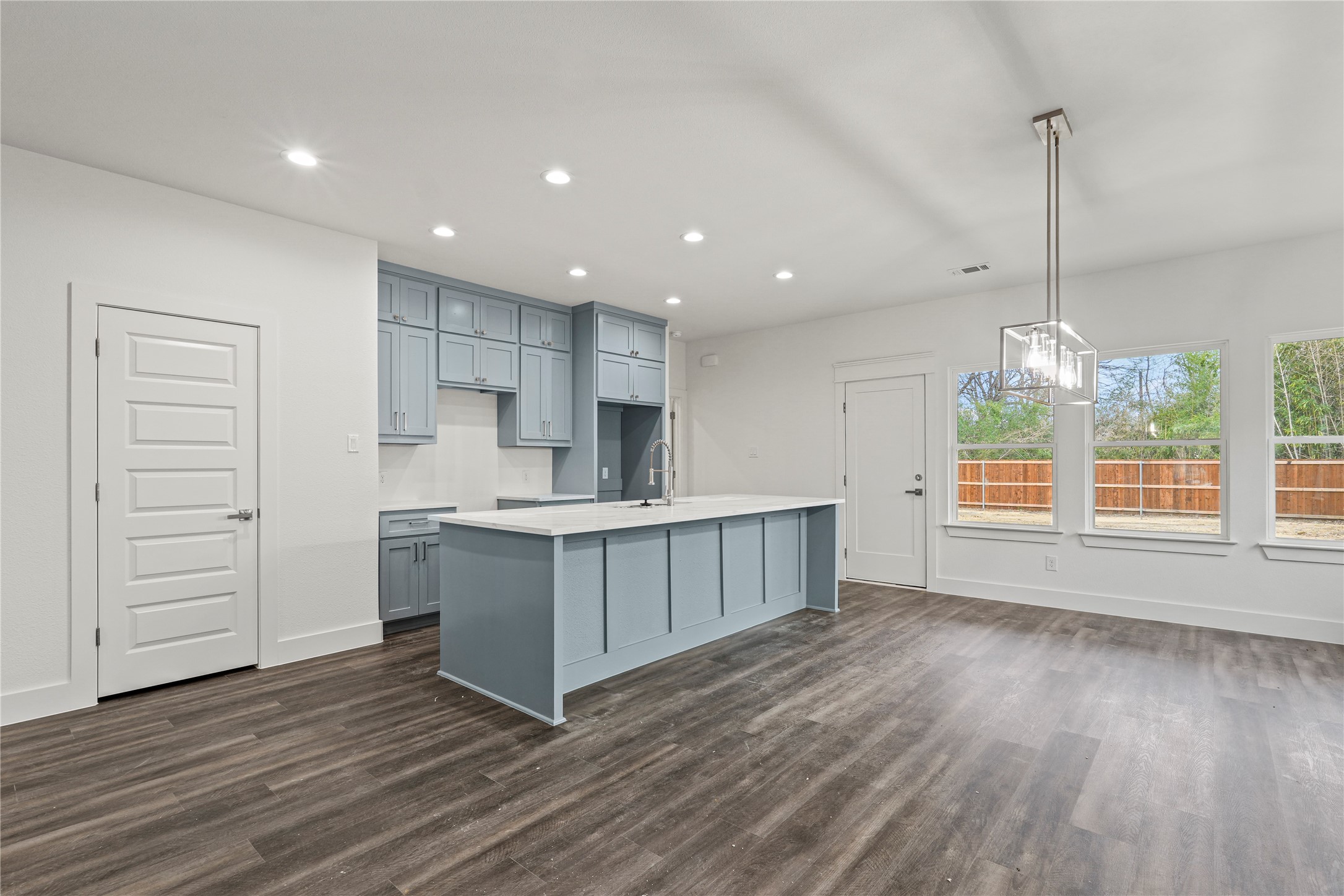 3335 Spring Avenue Dallas TX 75215