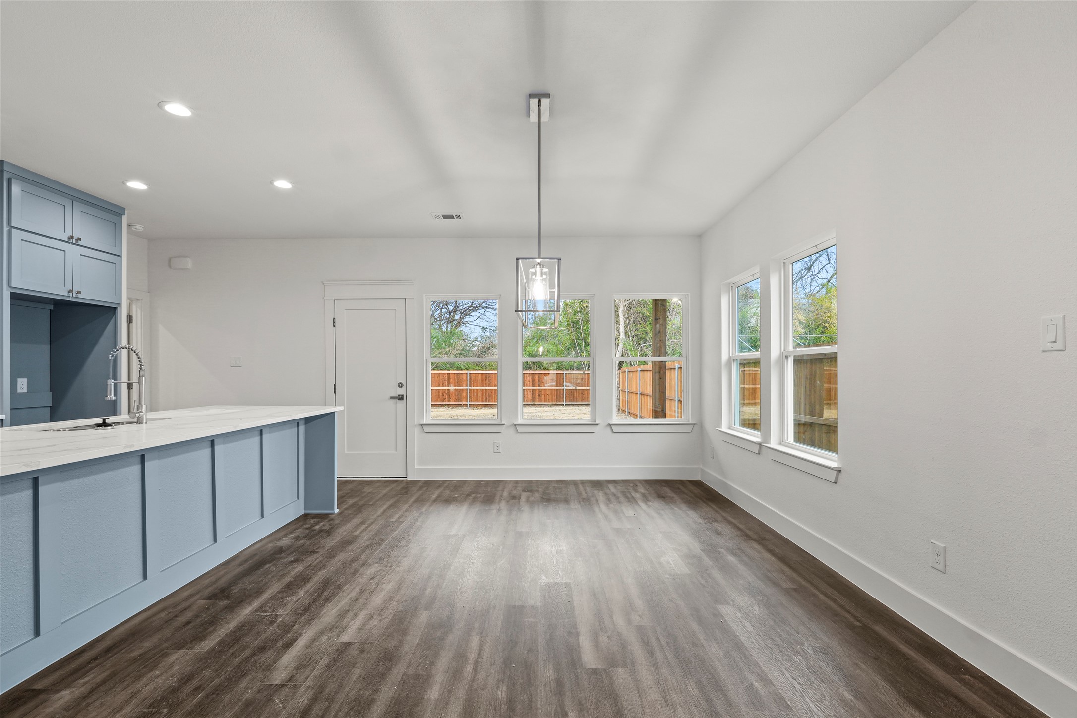 3335 Spring Avenue Dallas TX 75215