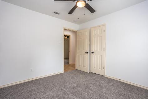 1815 Seabrook Drive Duncanville TX 75137