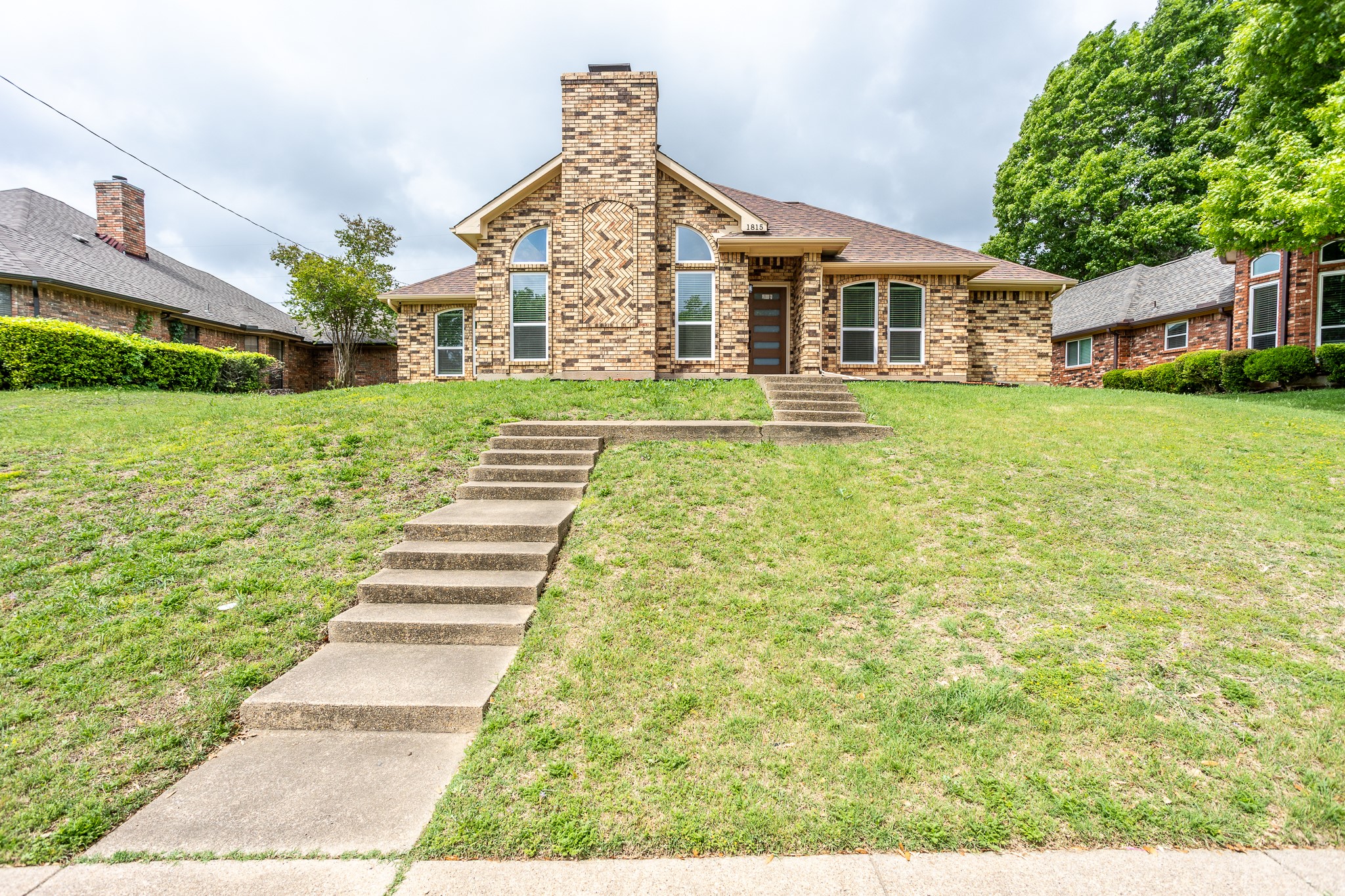 1815 Seabrook Drive Duncanville TX 75137