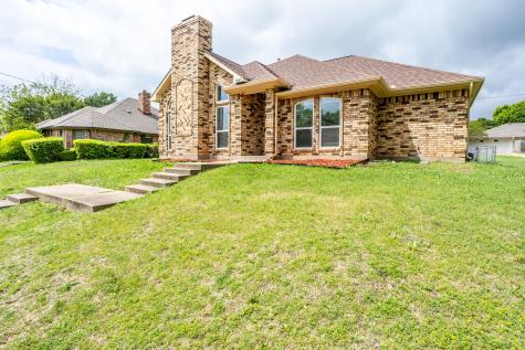 1815 Seabrook Drive Duncanville TX 75137