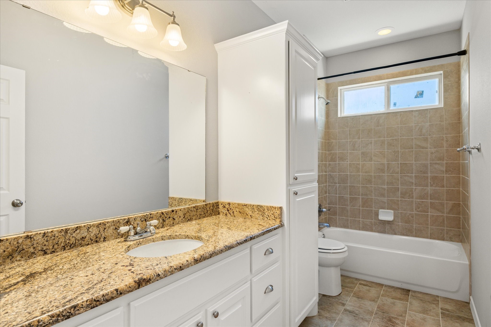 811 Avalon Court Cleburne TX 76033