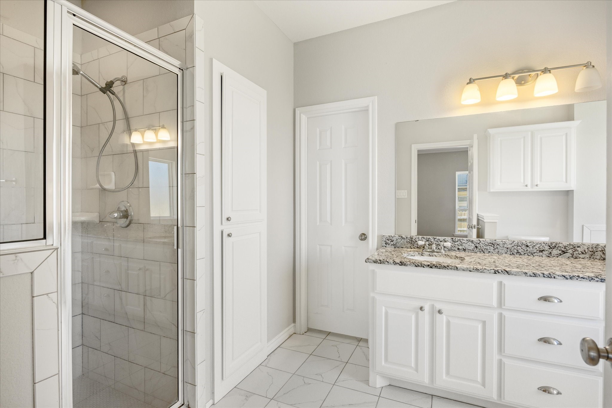 811 Avalon Court Cleburne TX 76033