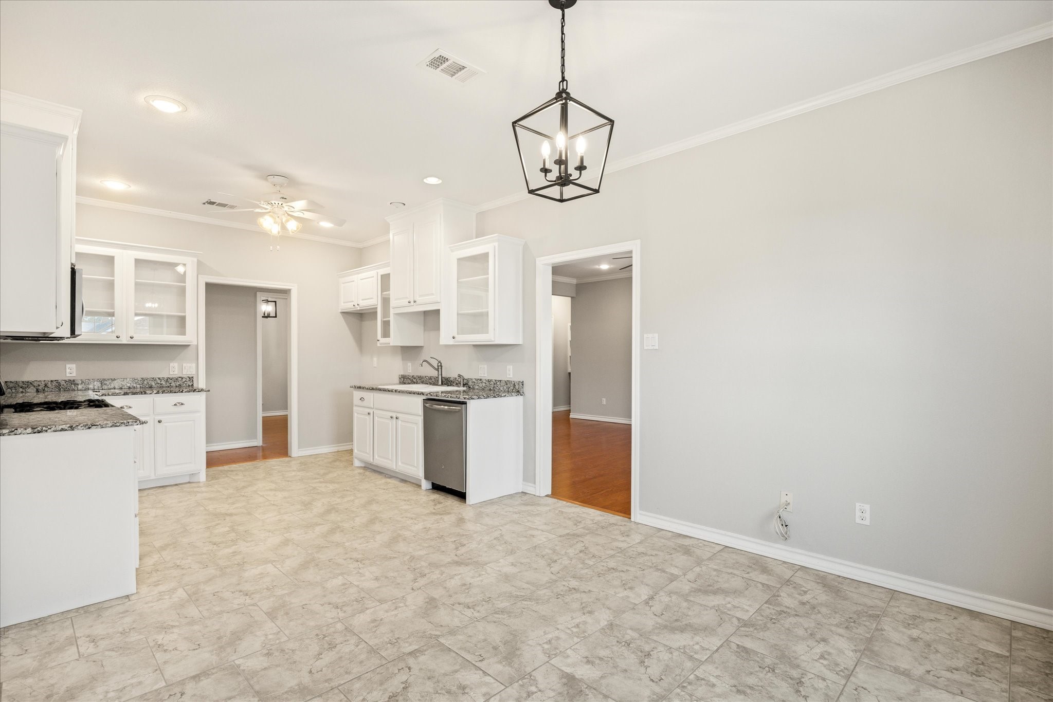 811 Avalon Court Cleburne TX 76033