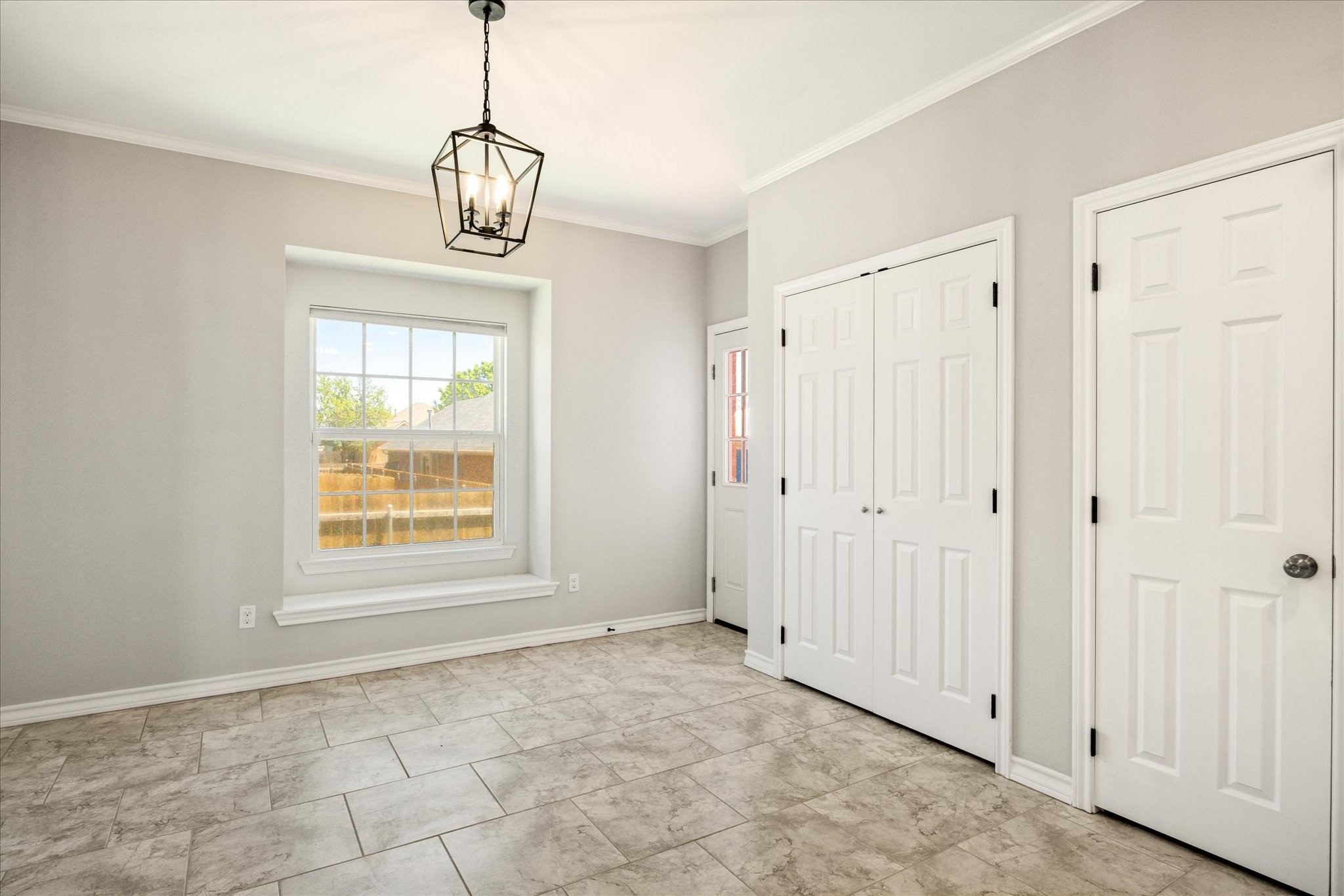 811 Avalon Court Cleburne TX 76033