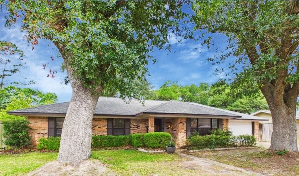 710 Bunny Rabbit Road Athens TX 75751