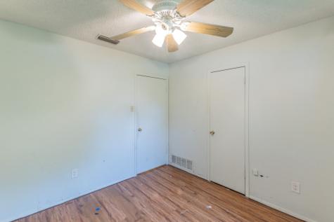 10431 Kinslow Drive Dallas TX 75217