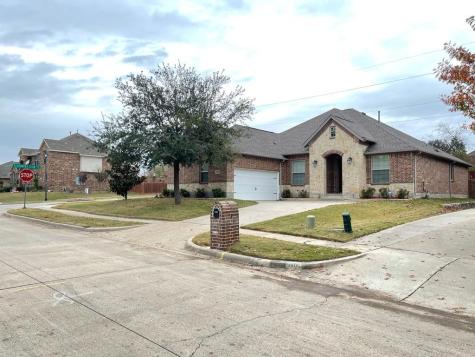 5002 Hopewell Drive Garland TX 75043