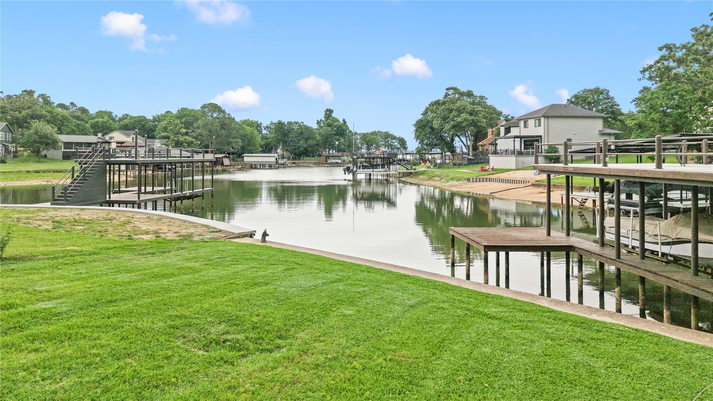 1524 Villa Cove Drive Tool TX 75143