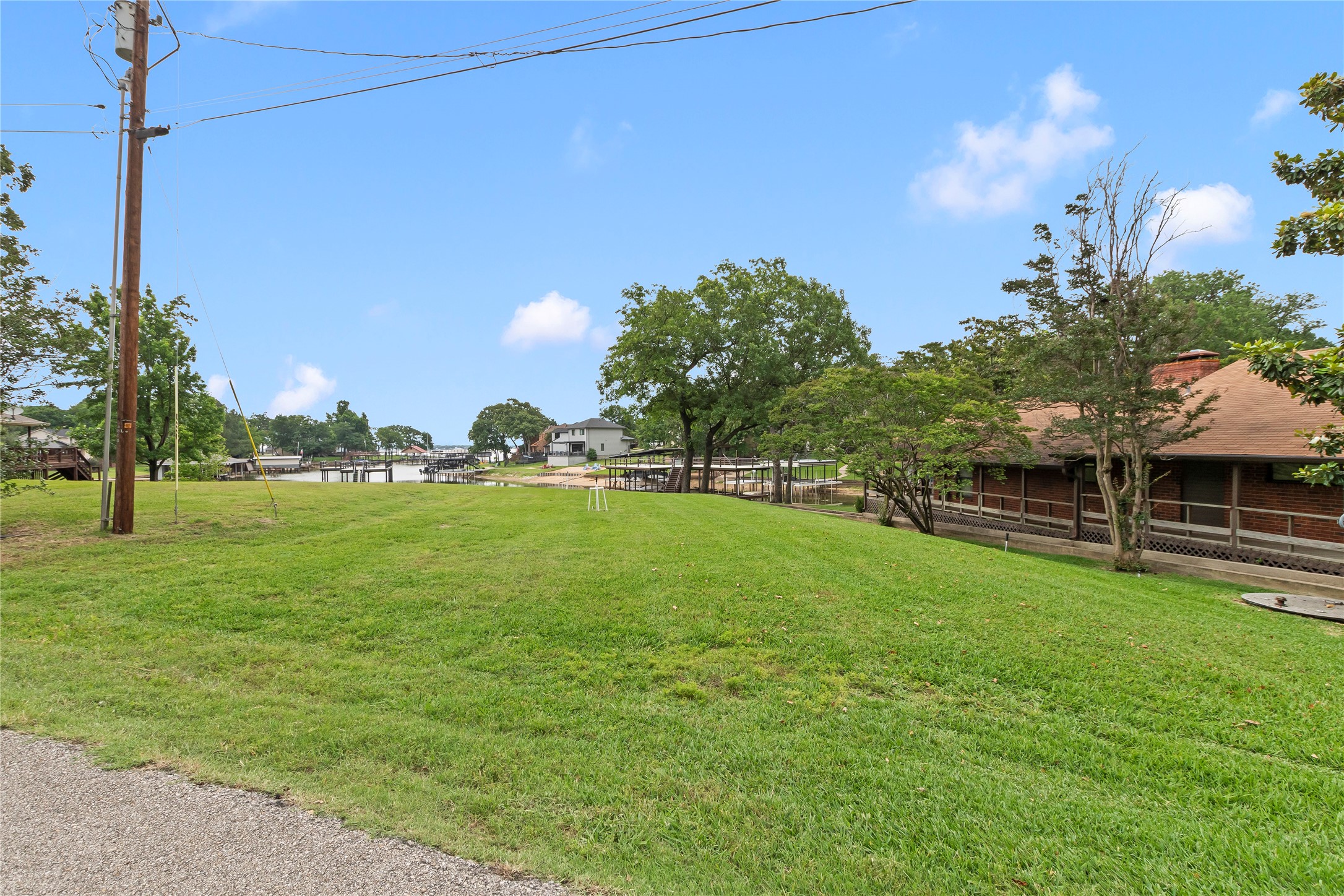 1524 Villa Cove Drive Tool TX 75143