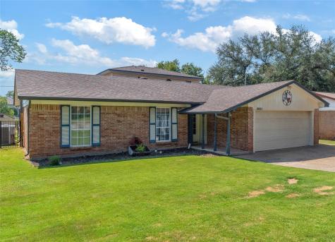 2631 Kingsbury Avenue Richland Hills TX 76118