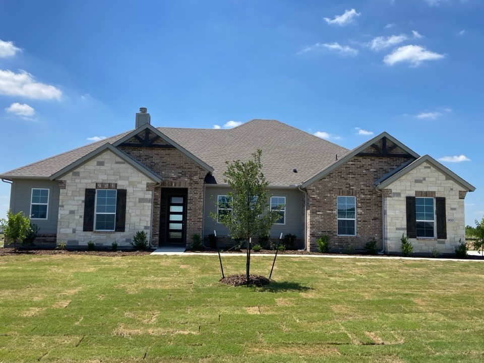 900 County Road 200 Valley View TX 76272