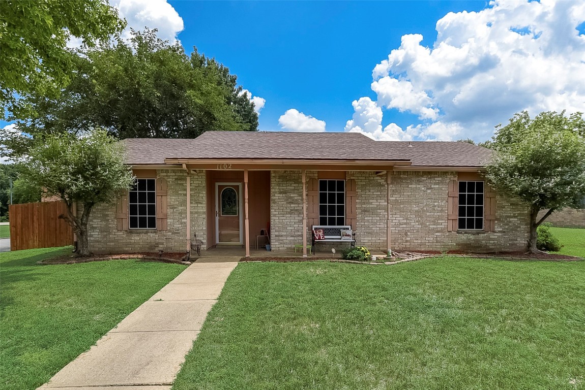 1102 Southridge Drive Lancaster TX 75146