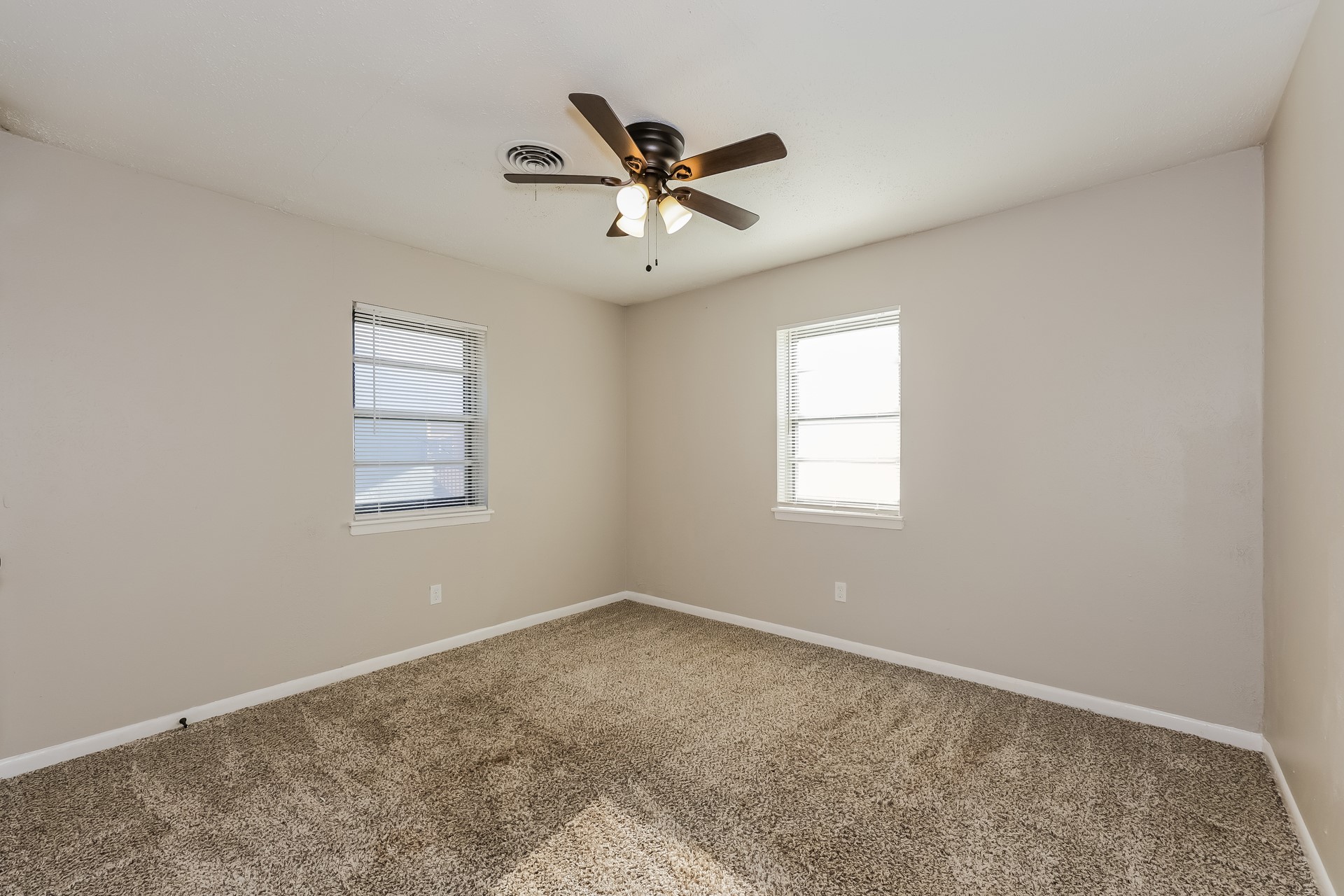5604 Odessa Avenue Fort Worth TX 76133